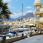 Seafront With Parking - Magnolia Apartman *